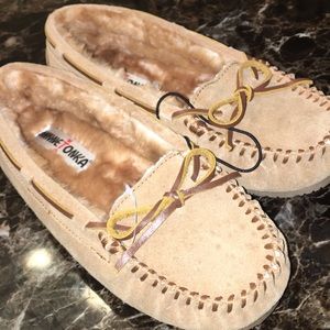 MinneTonka moccasins